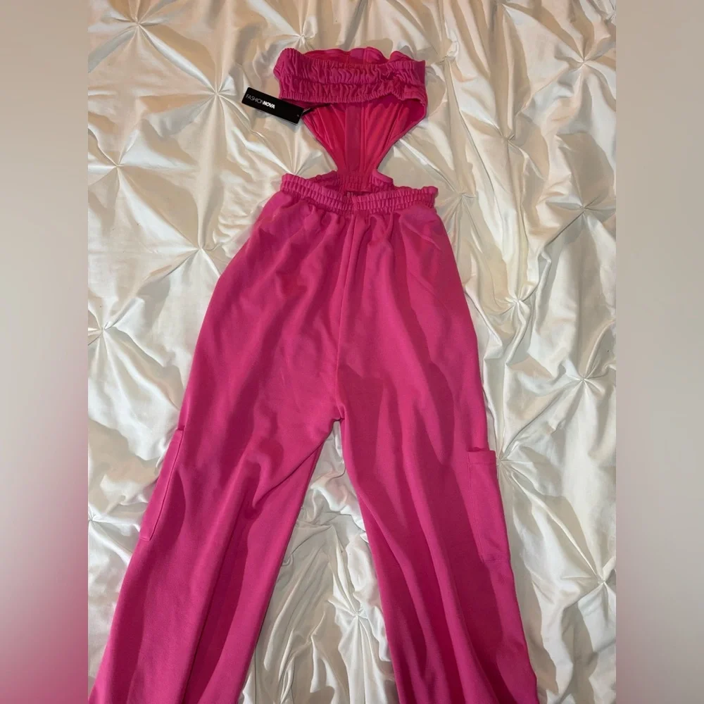 Fashion Nova Jumpsuit - Picture 4 of 4